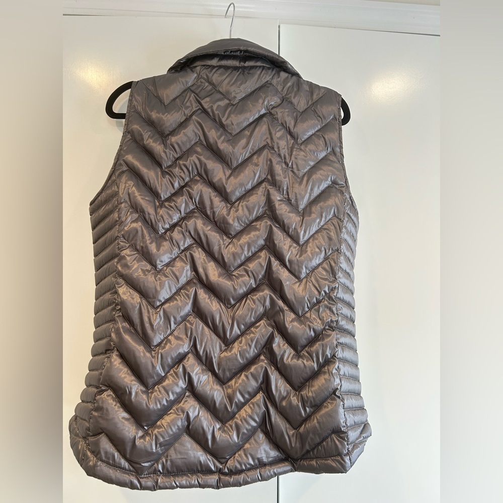 Calvin Klein Vest Women's XL Metallic Puffer Shiny Metal Zippers Down Filled - Picture 8 of 8